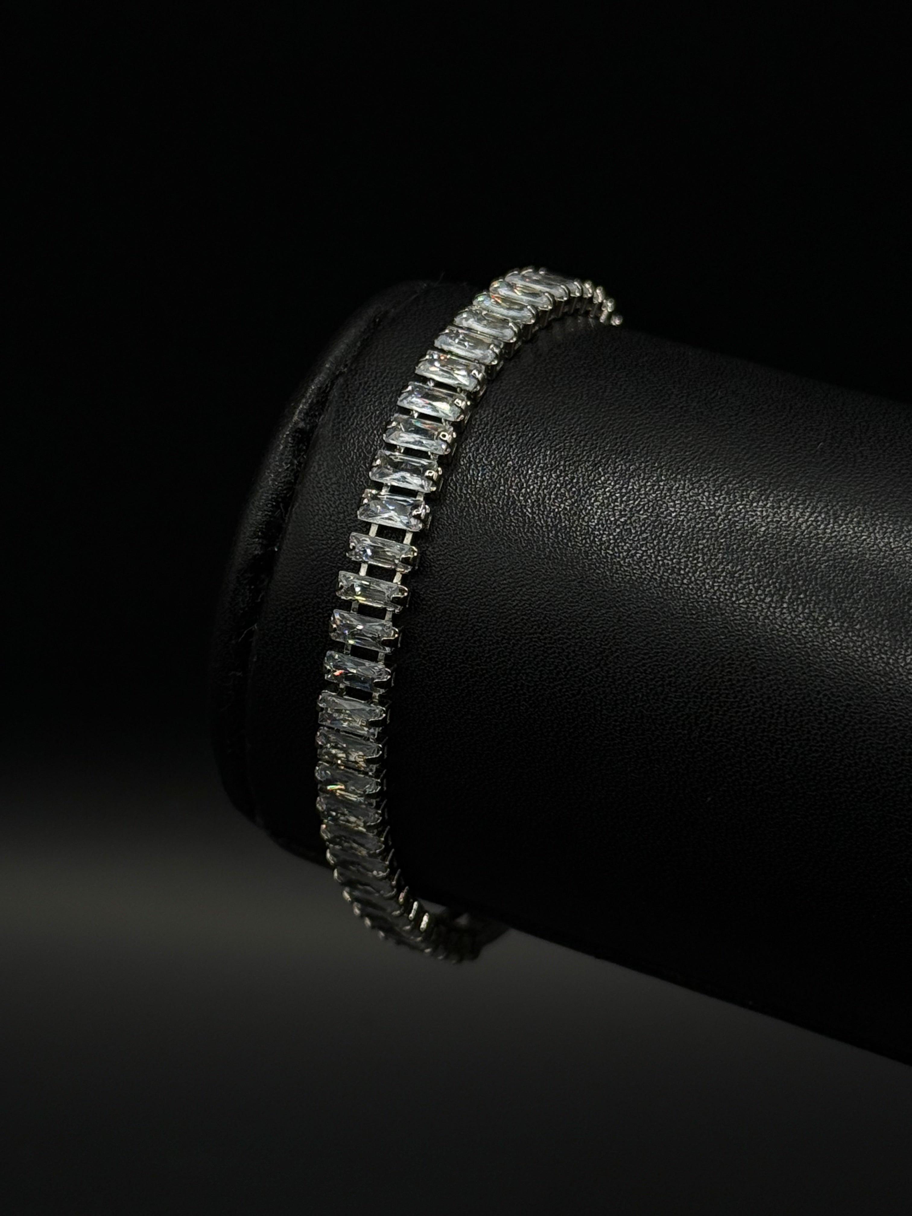 Pulso Baguette Zirconias Plateado