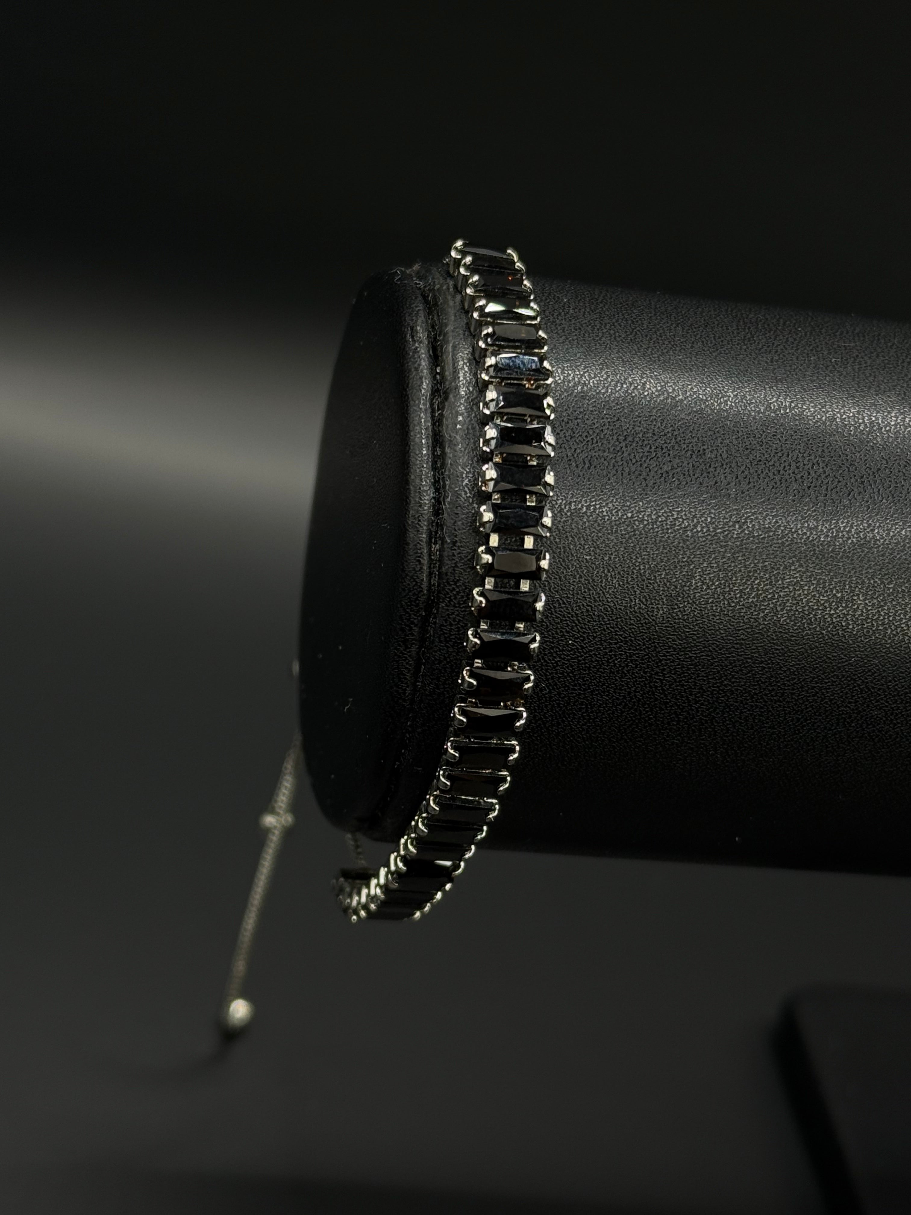 Pulso Baguette Ajustable Zirconias Plateado